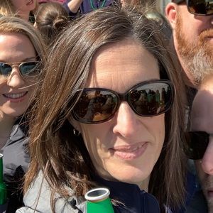 Meet your Posher, Cathy